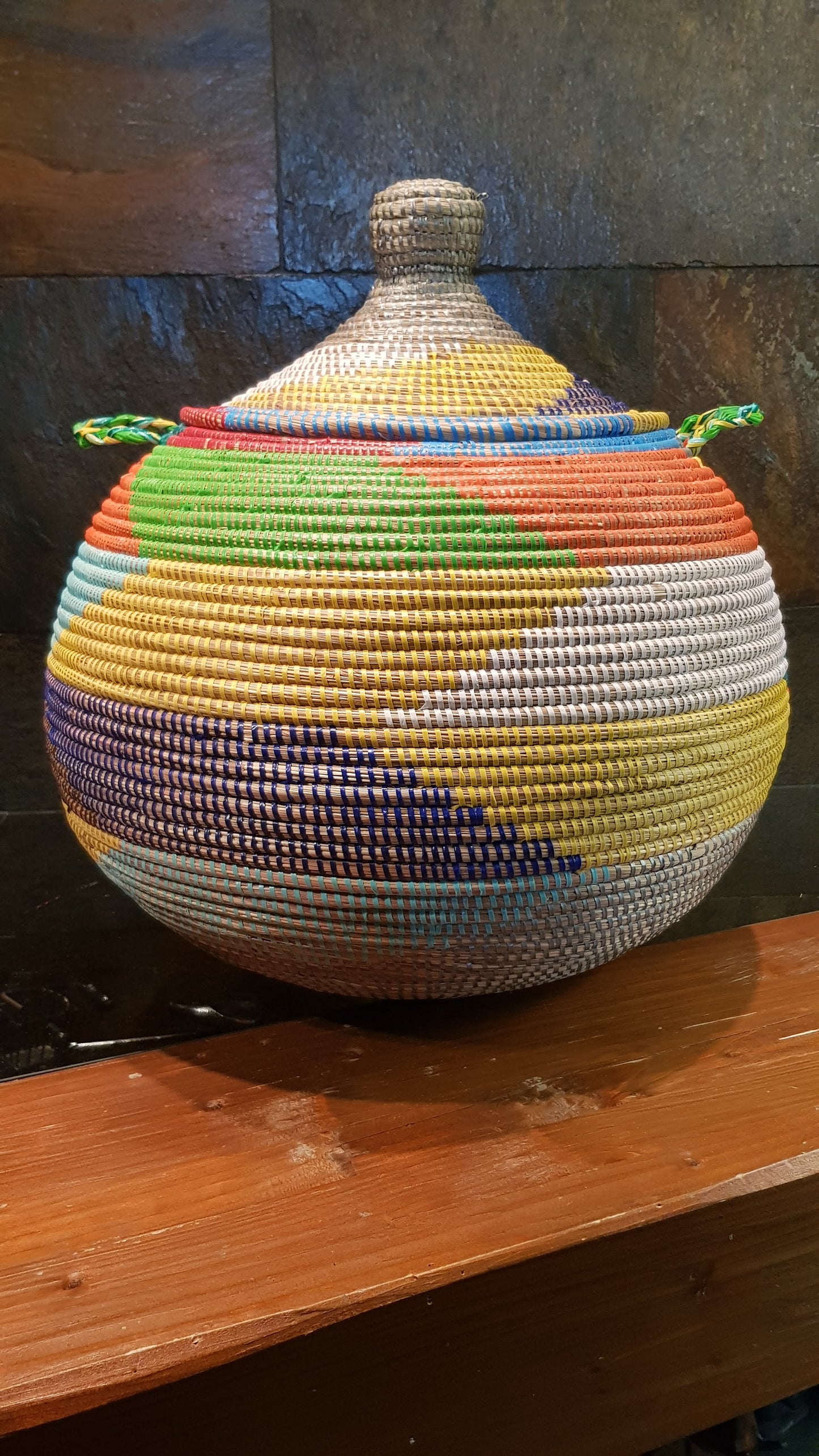 Cesta Senegalesa Colorida Pera 50X30