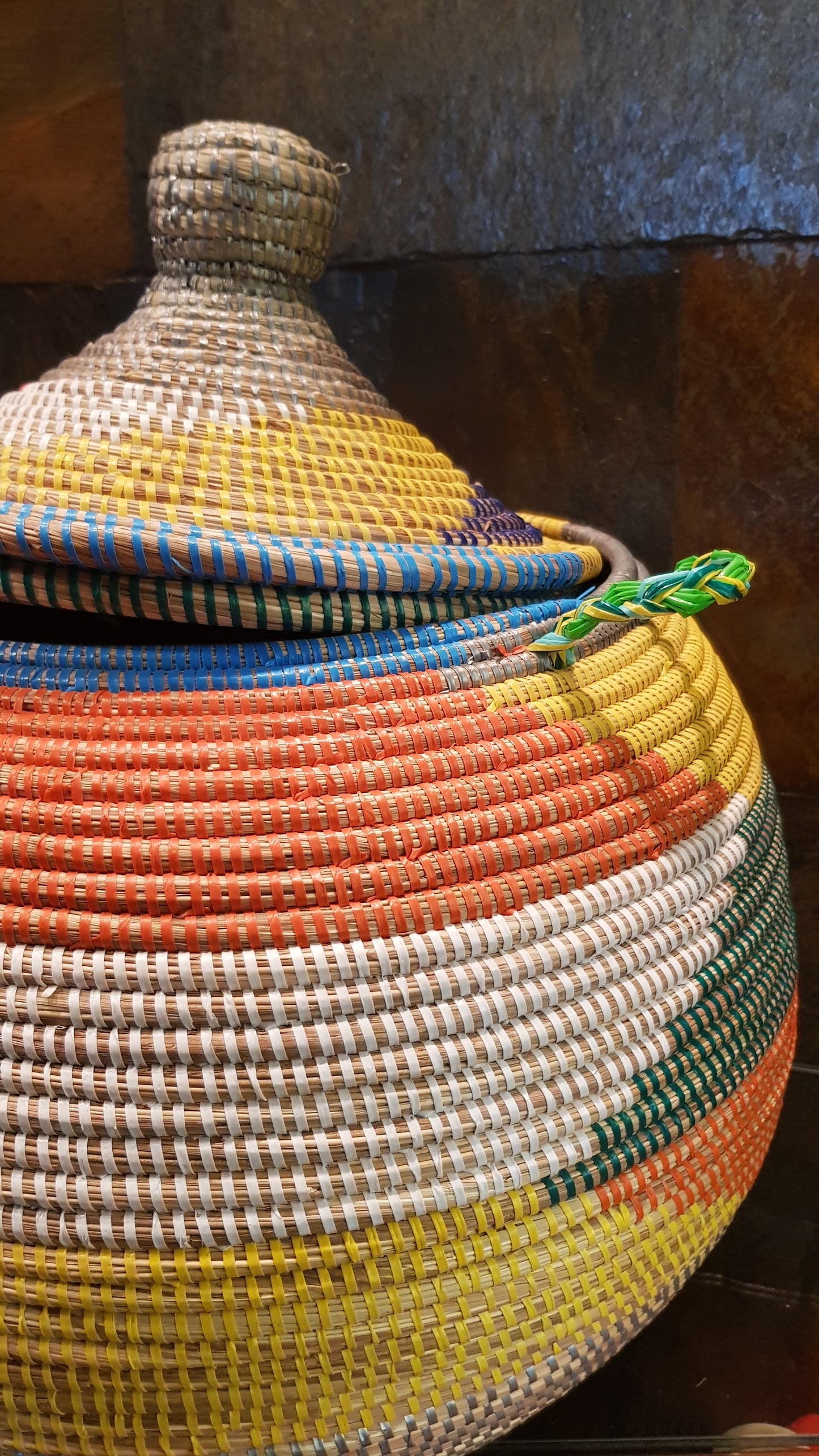 Cesta Senegalesa Colorida Pera 50X30
