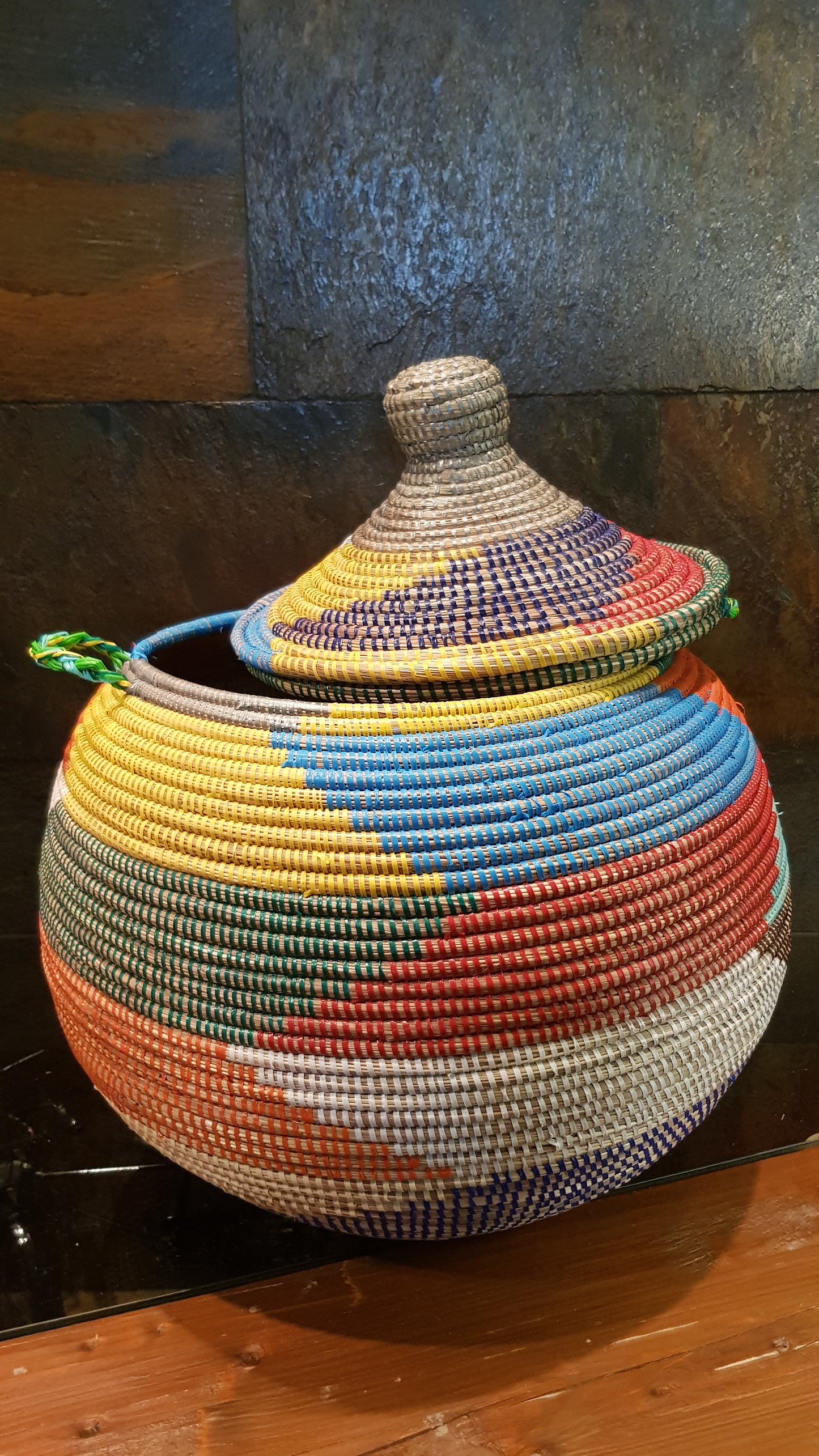 Cesta Senegalesa Colorida Pera 50X30