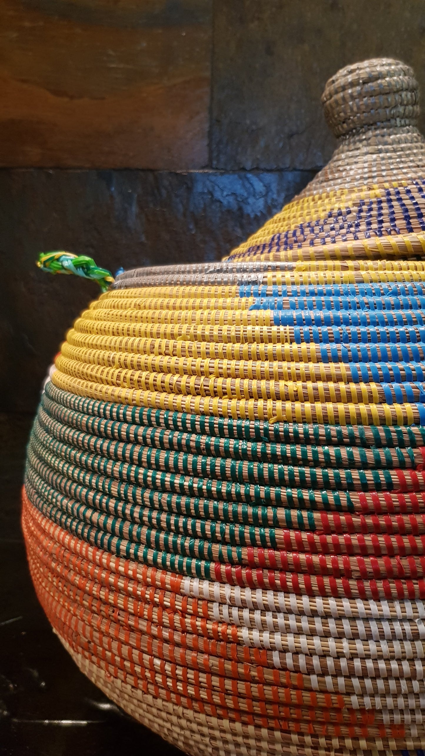 Cesta Senegalesa Colorida Pera 50X30