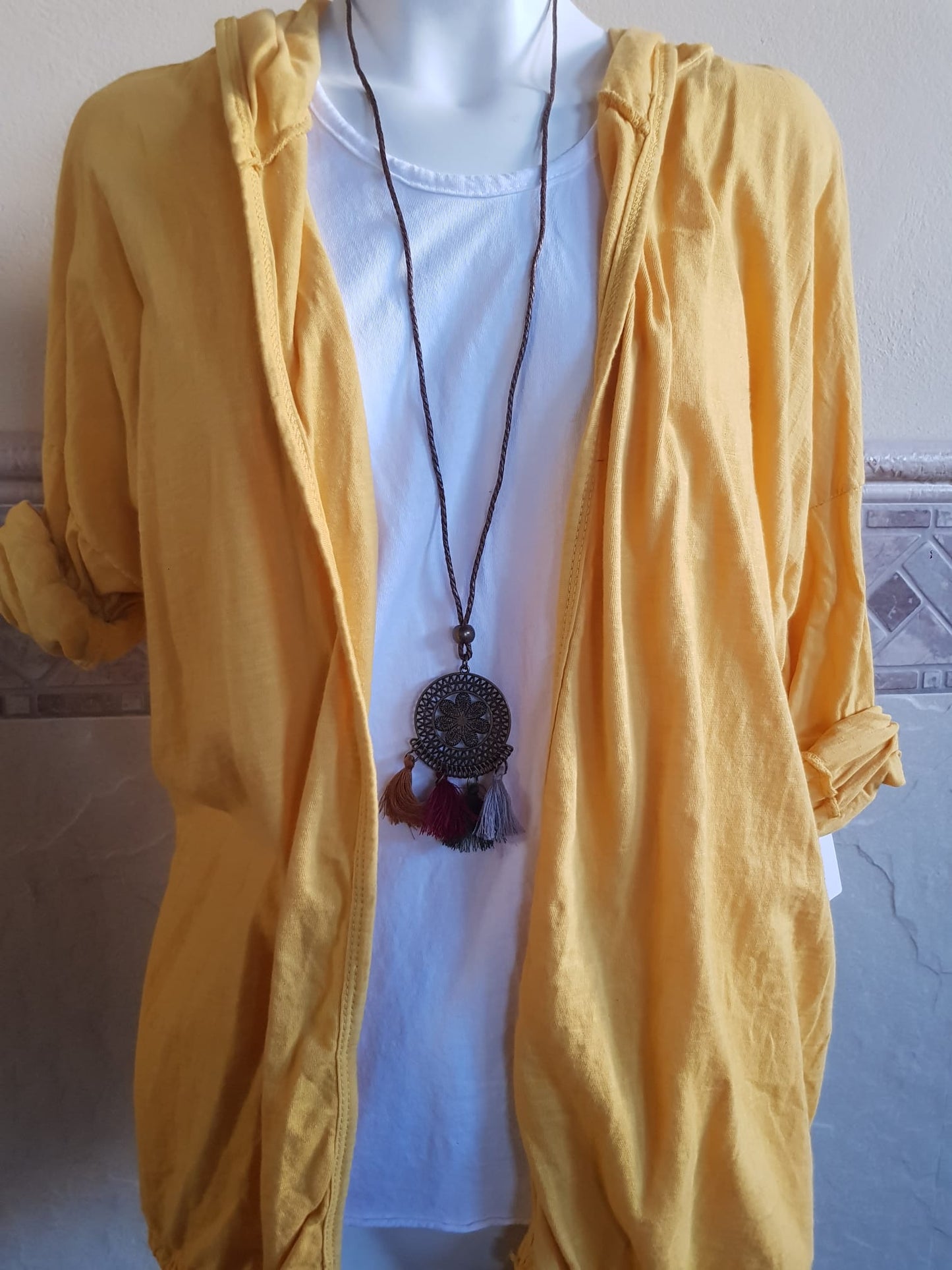 Chaqueta Algodón con Capucha, Camiseta y Collar